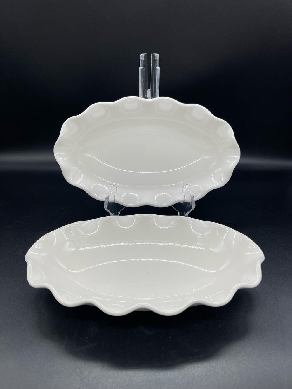Pfaltzgraff Fluted Ruffled Edge Oval Set of 2 Serving Dishes Bowls 9.25" x 5.25"